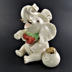 Lenox Porcelain Irish Elephant with Pot of Gold Figurine